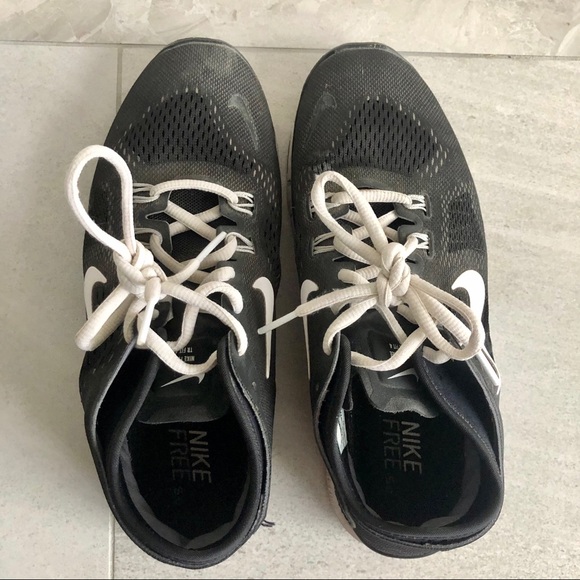 Nike Free TR FIT 4 Running Shoes - Picture 4 of 5